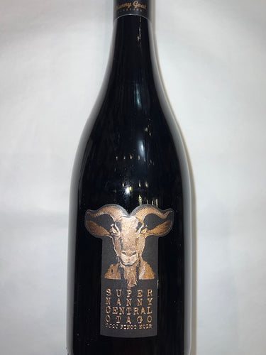 Super Nanny Pinot Noir 2020 Cenrtal Otago, NZ 75cl